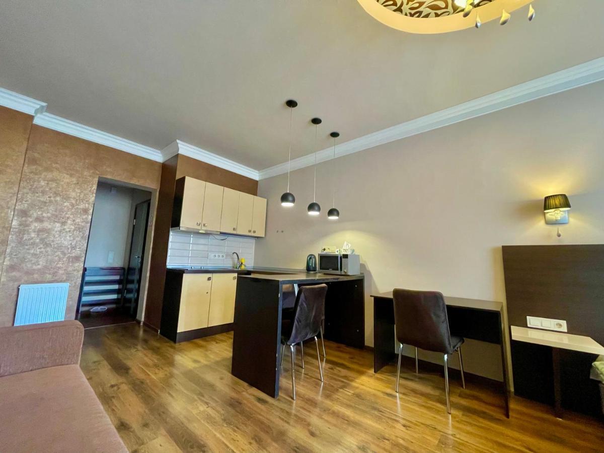 Apartment Elegant Kiev Eksteriør billede